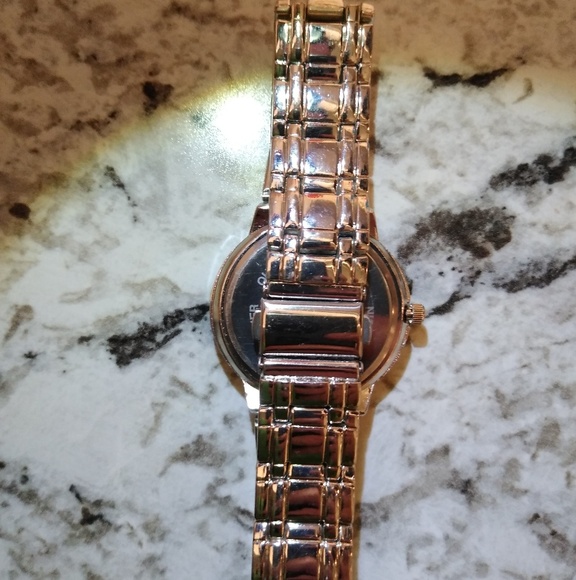 Classique Quartz Watch - Picture 3 of 4